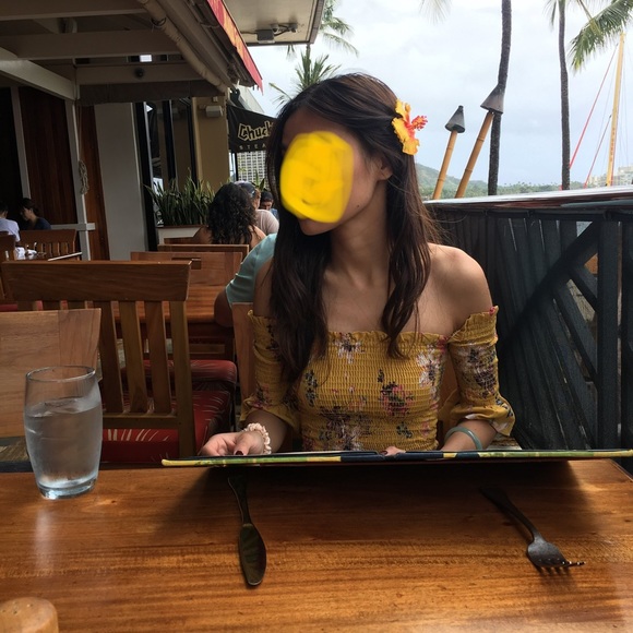 Planet Blue off-shoulder ramper - Picture 2 of 6